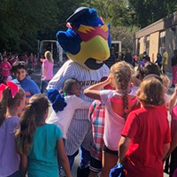 A group of 4th graders on International Walk to School Day.