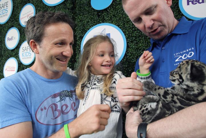 Breckin Meyer and family at Safe Kids Day 2016
