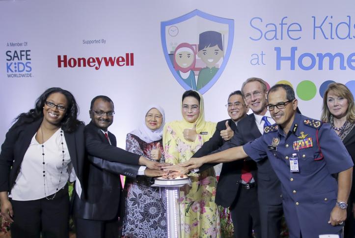 Celebrating the launch of Safe Kids at Home