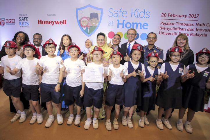 Celebrating the launch of Safe Kids at Home