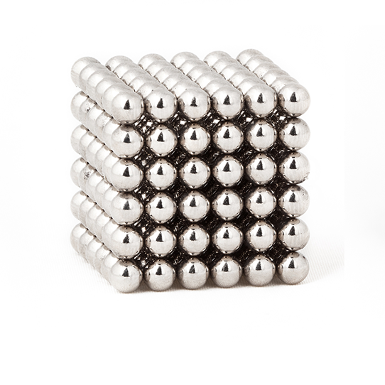 Rare-earth neodymium magnets (buckyballs) -Science Photo Library.